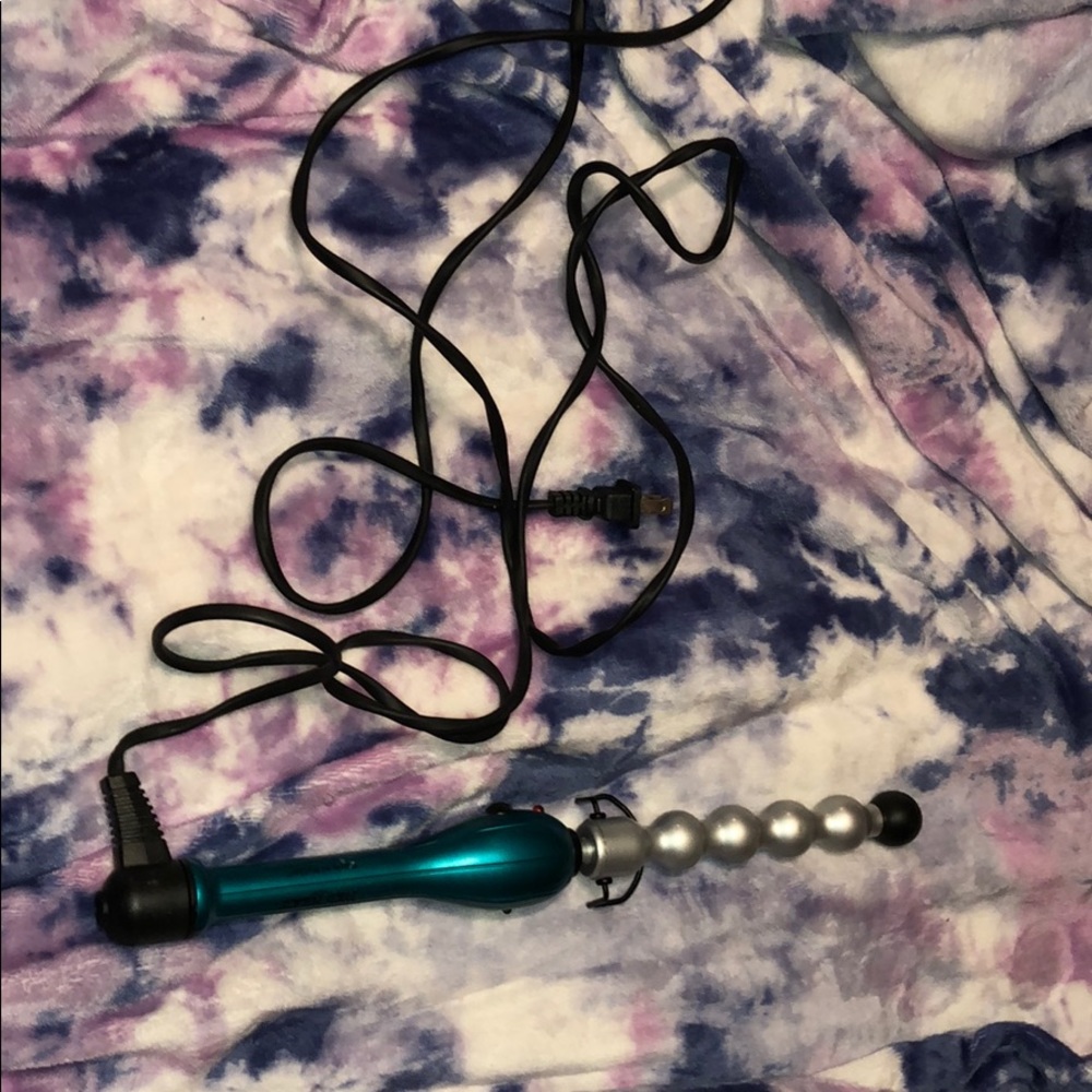 BED HEAD curler